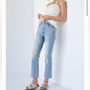 MOTHER The Tripper Crop Flare Jeans